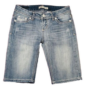 Zco Women's Embroidered Bermuda Jean Shorts Size 5